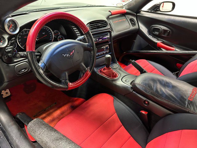 Used 2002 Chevrolet Corvette Z06 w/ Memory Pkg RWD image 21