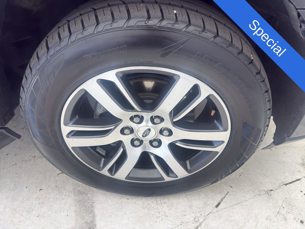 Used 2024 Ford Expedition Limited image 8