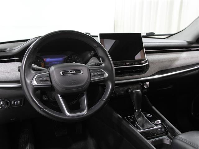 Used 2022 Jeep Compass Latitude w/ Sun and Sound Group image 6