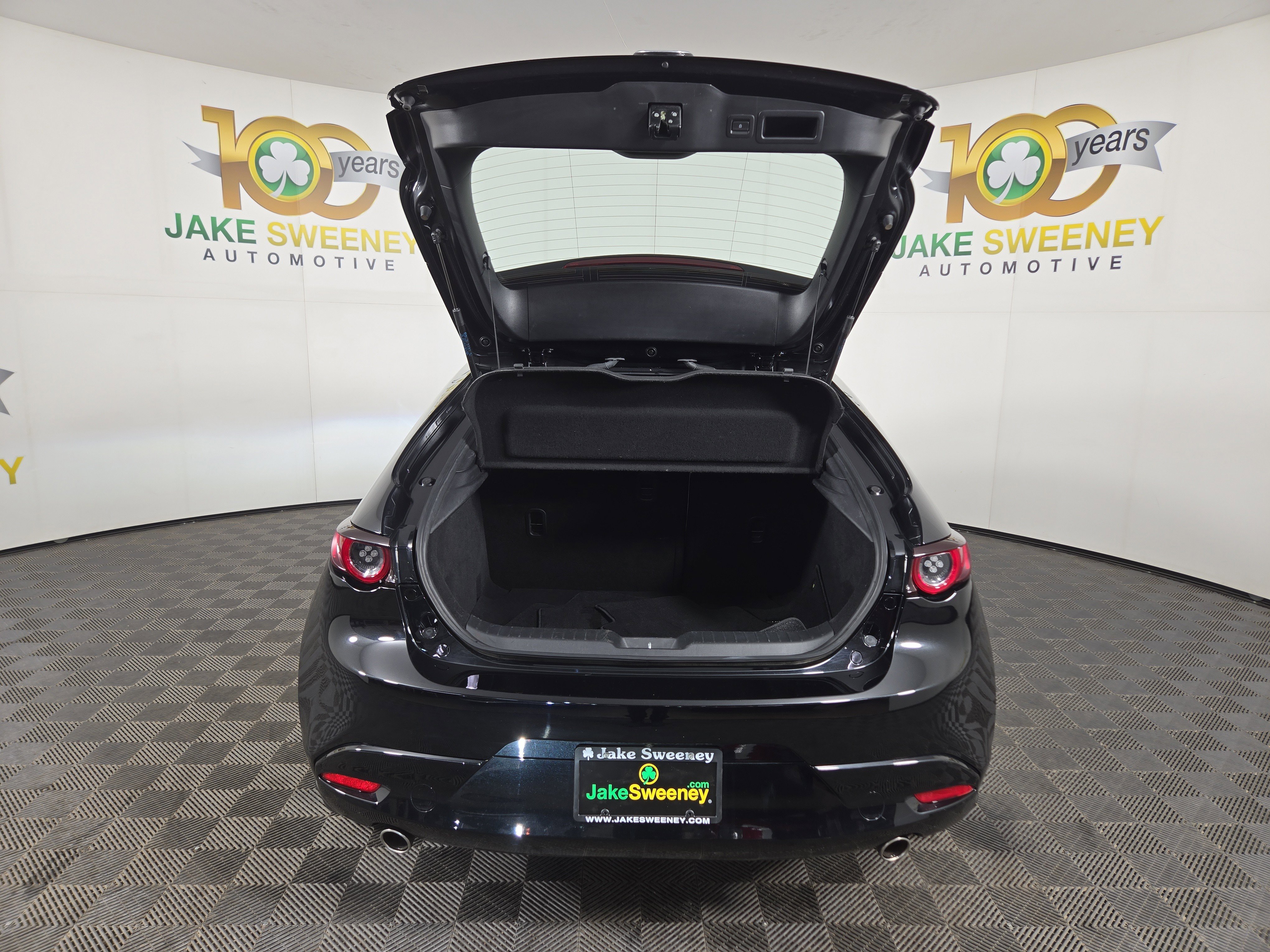 Used 2019 MAZDA MAZDA3 Hatchback w/ Preferred Package image 33