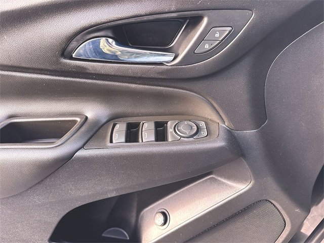 Used 2021 Chevrolet Equinox LT image 22