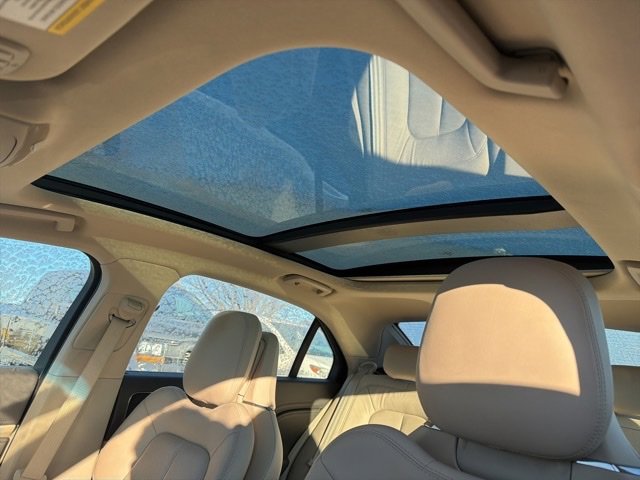 Used 2018 Lincoln Continental Reserve image 22