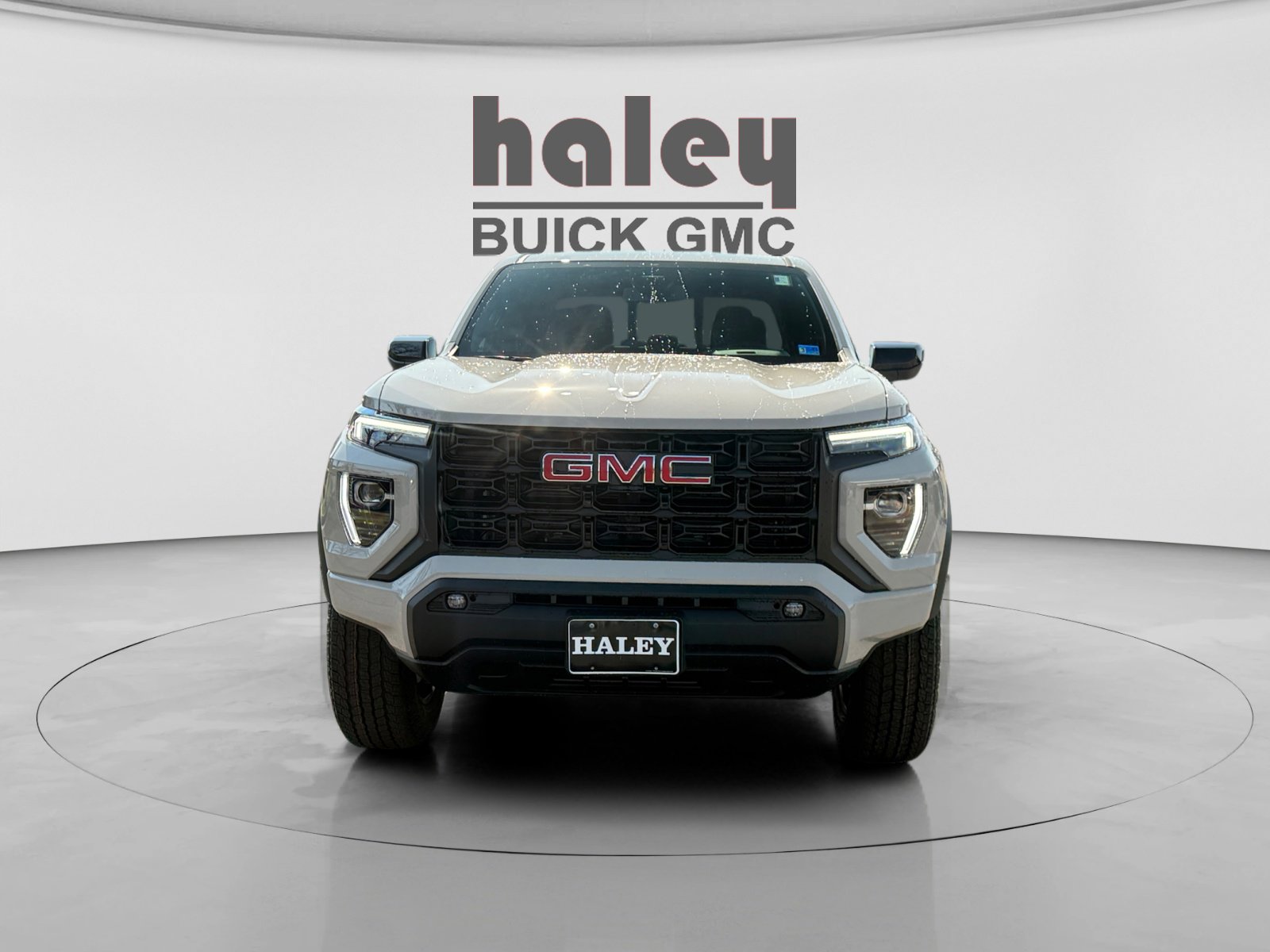 New 2026 GMC Canyon Elevation w/ Convenience Package image 8