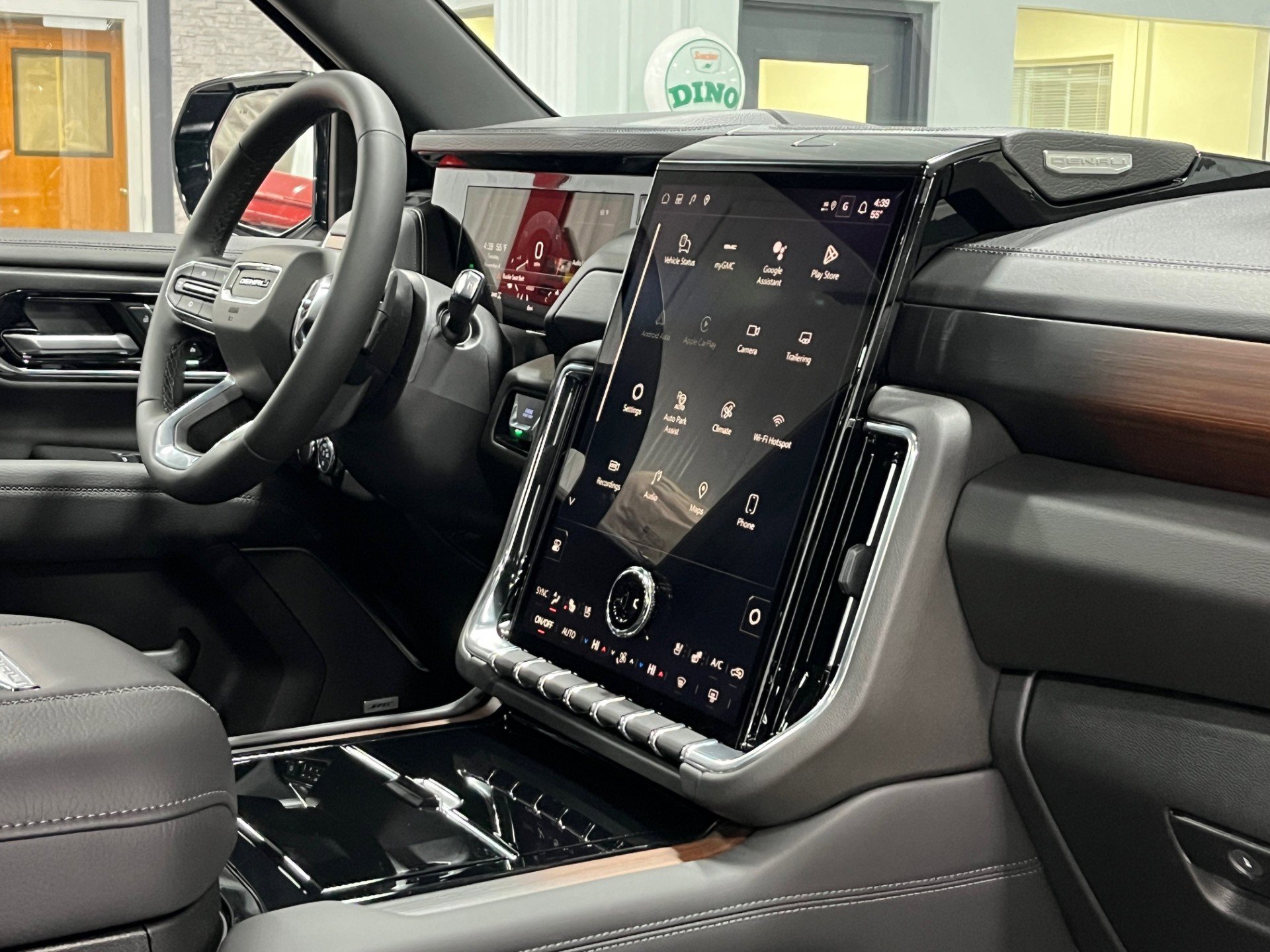 New 2026 GMC Yukon XL Denali w/ Sun & Power Step Package image 10