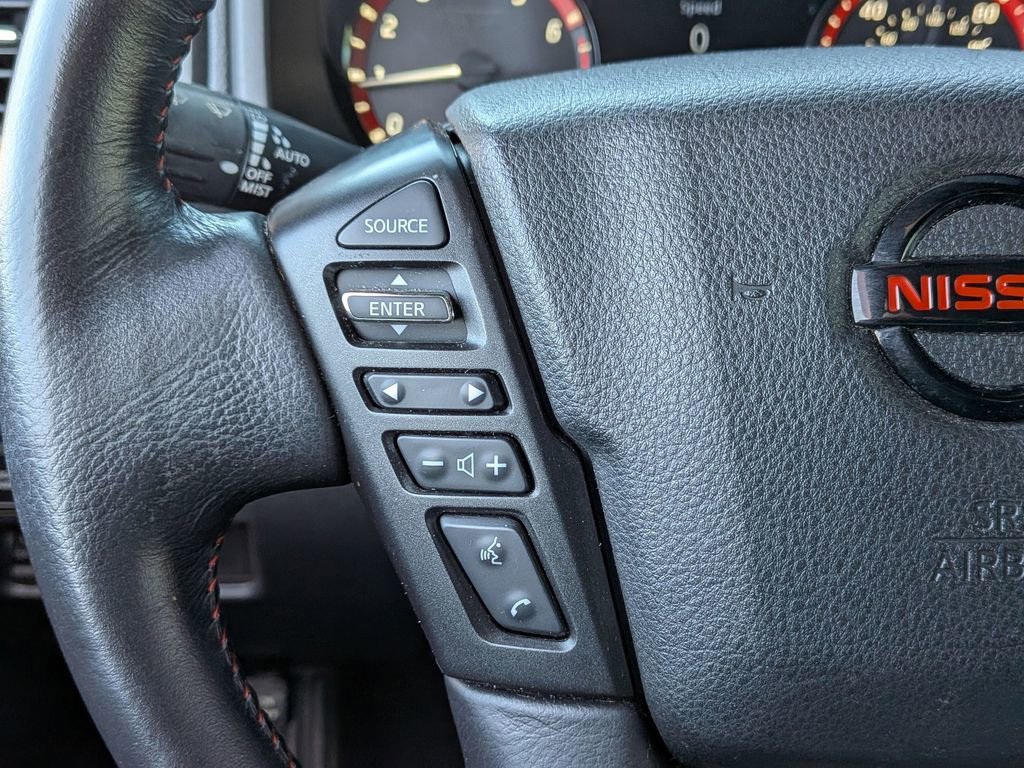 Used 2021 Nissan Titan PRO-4X w/ Pro-4x Convenience Package image 19