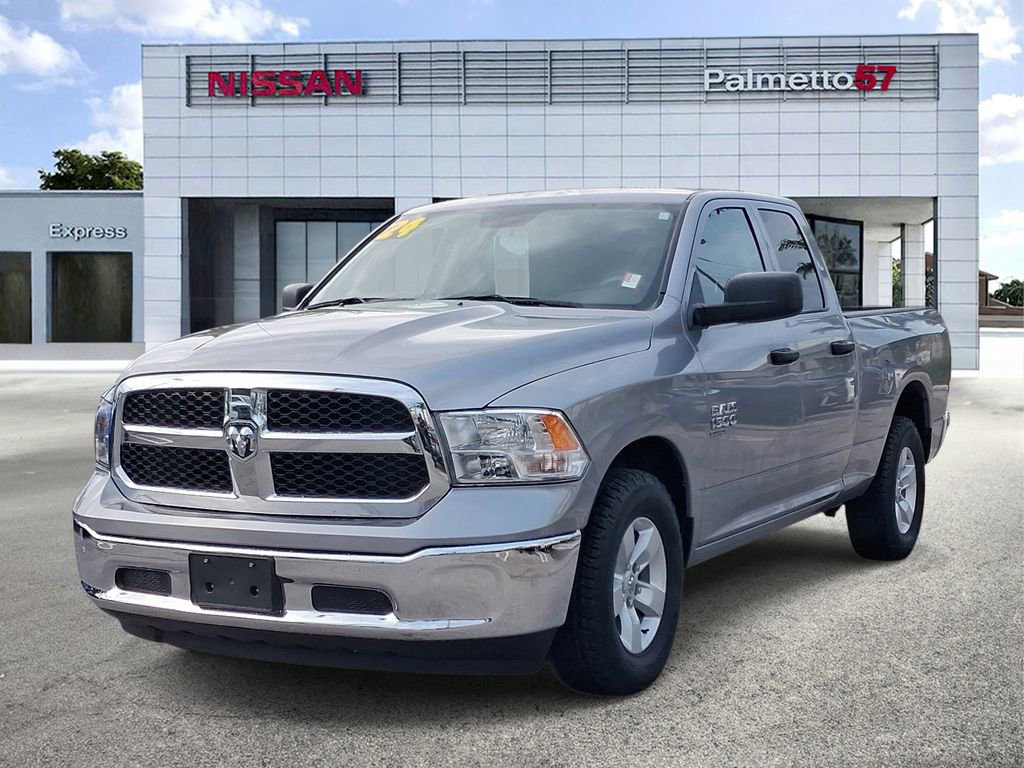 Used 2024 RAM 1500 Classic SLT RWD image 3