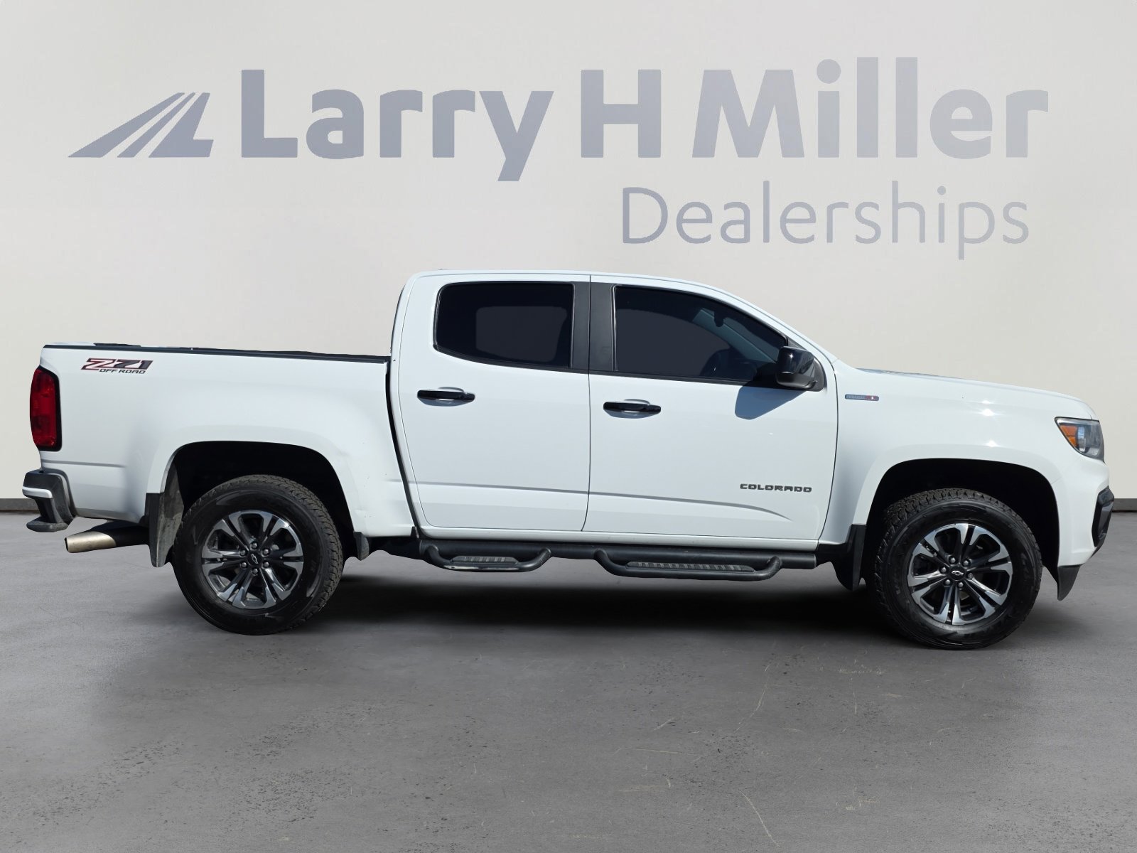 Used 2021 Chevrolet Colorado Z71 w/ Safety Package image 6