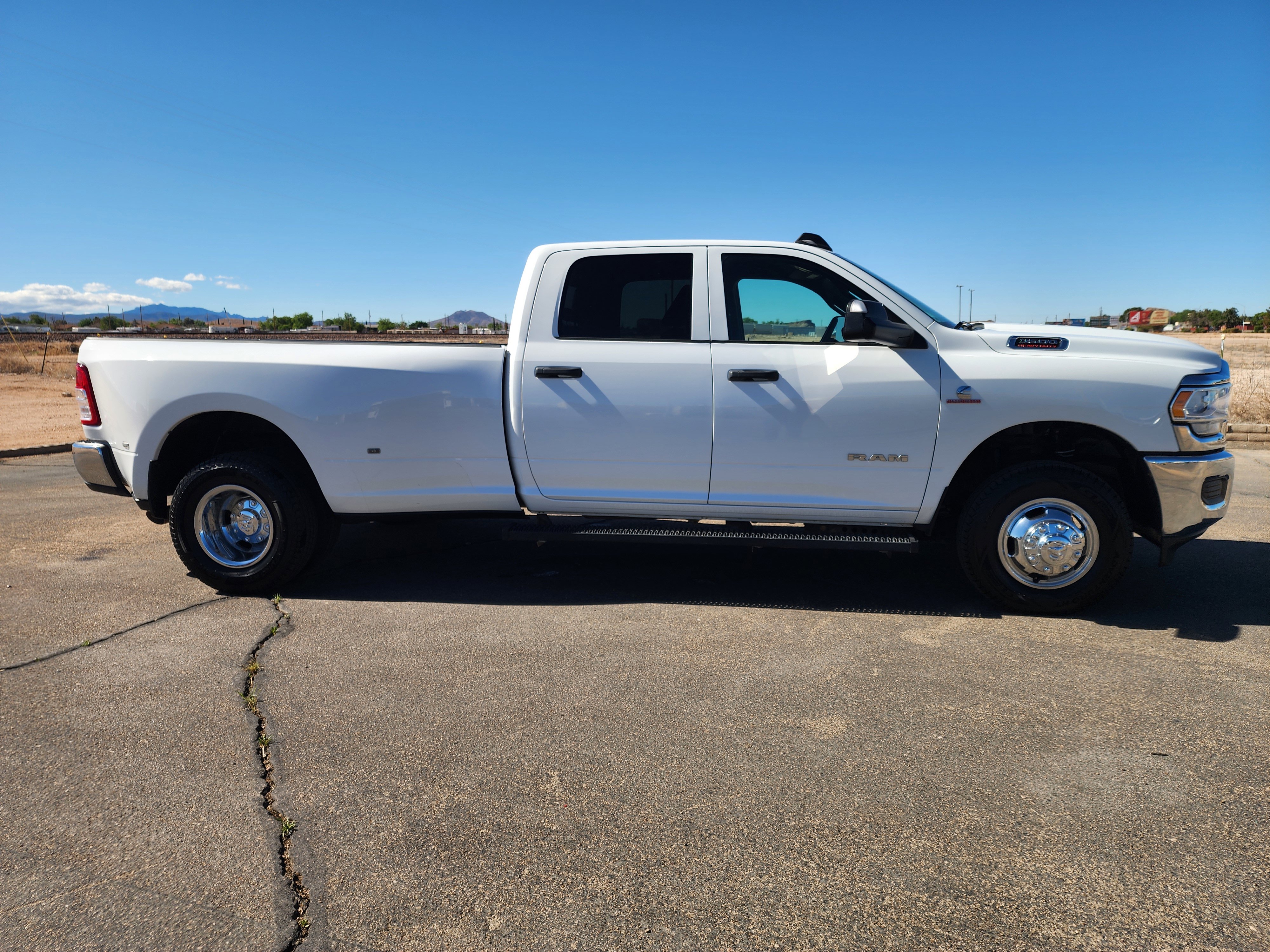 Used 2021 RAM 3500 Tradesman w/ Max Tow Package image 4