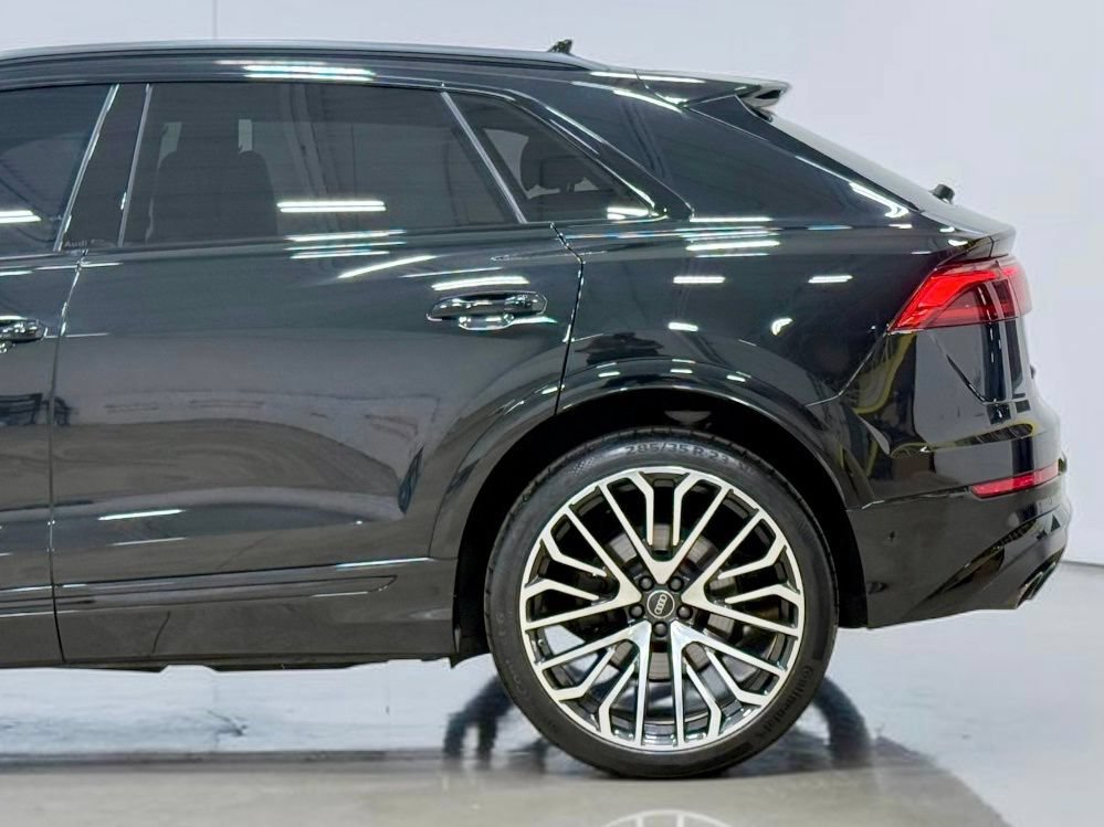 Used 2025 Audi SQ8 Premium Plus w/ 23" Wheel Package AWD/4WD image 14