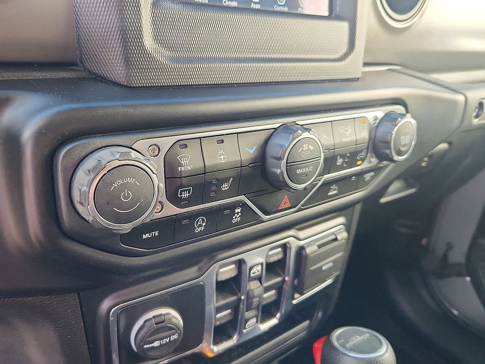 Used 2022 Jeep Gladiator Sport image 17