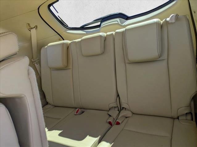 Used 2016 Toyota Highlander XLE image 21