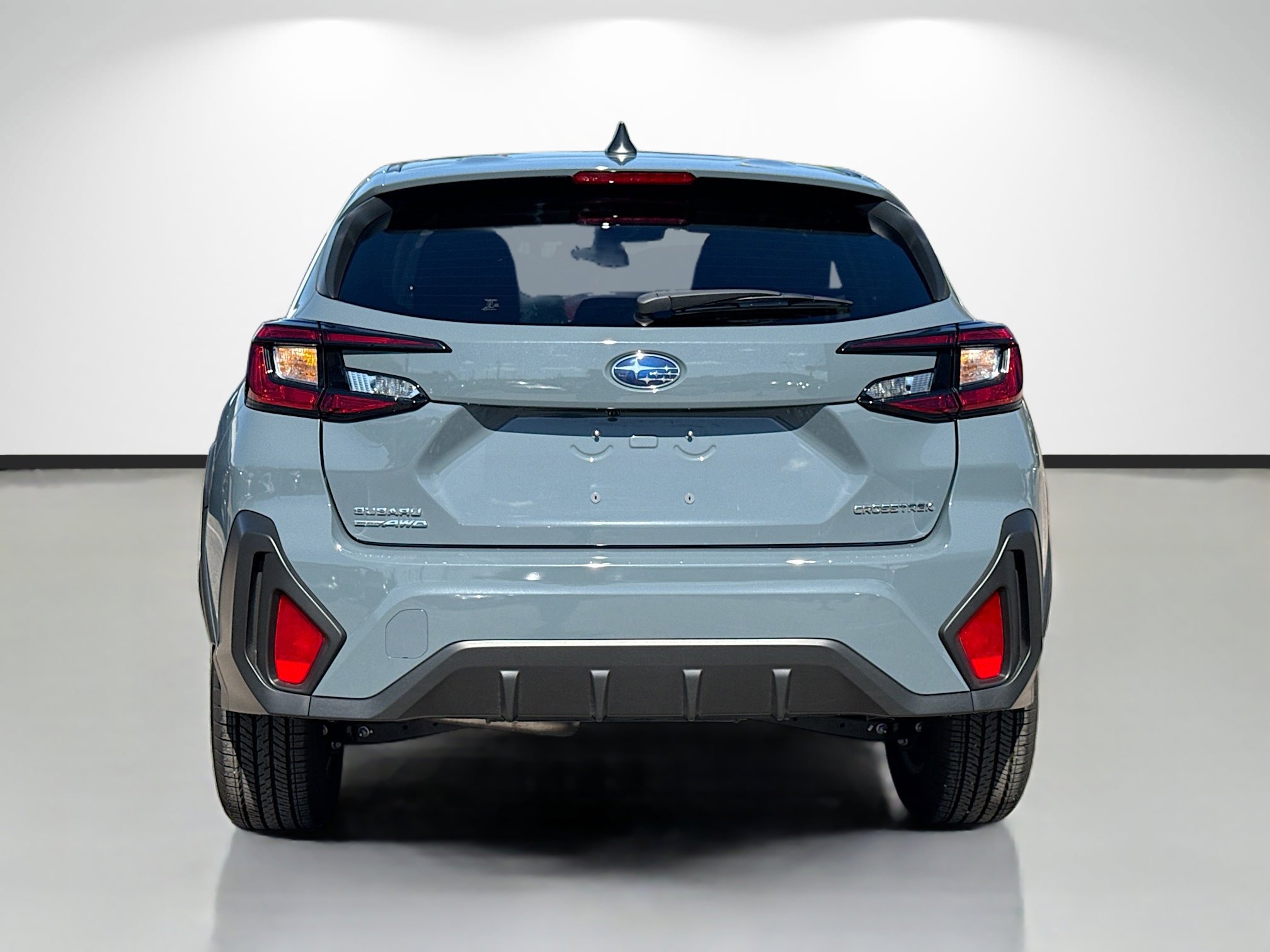 Certified 2025 Subaru Crosstrek 2.0i image 4