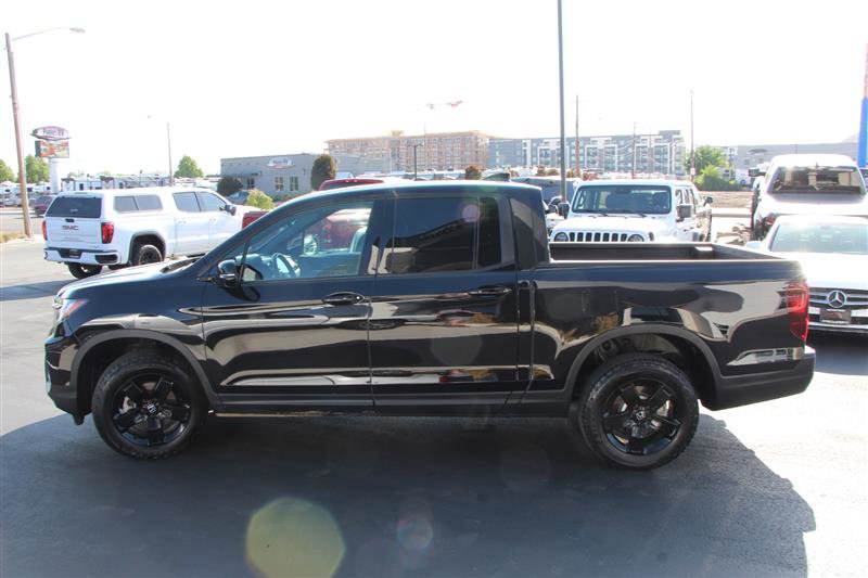 Used 2025 Honda Ridgeline Black Edition image 4