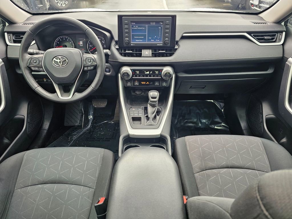 Used 2020 Toyota RAV4 XLE w/ Convenience Package AWD/4WD image 17