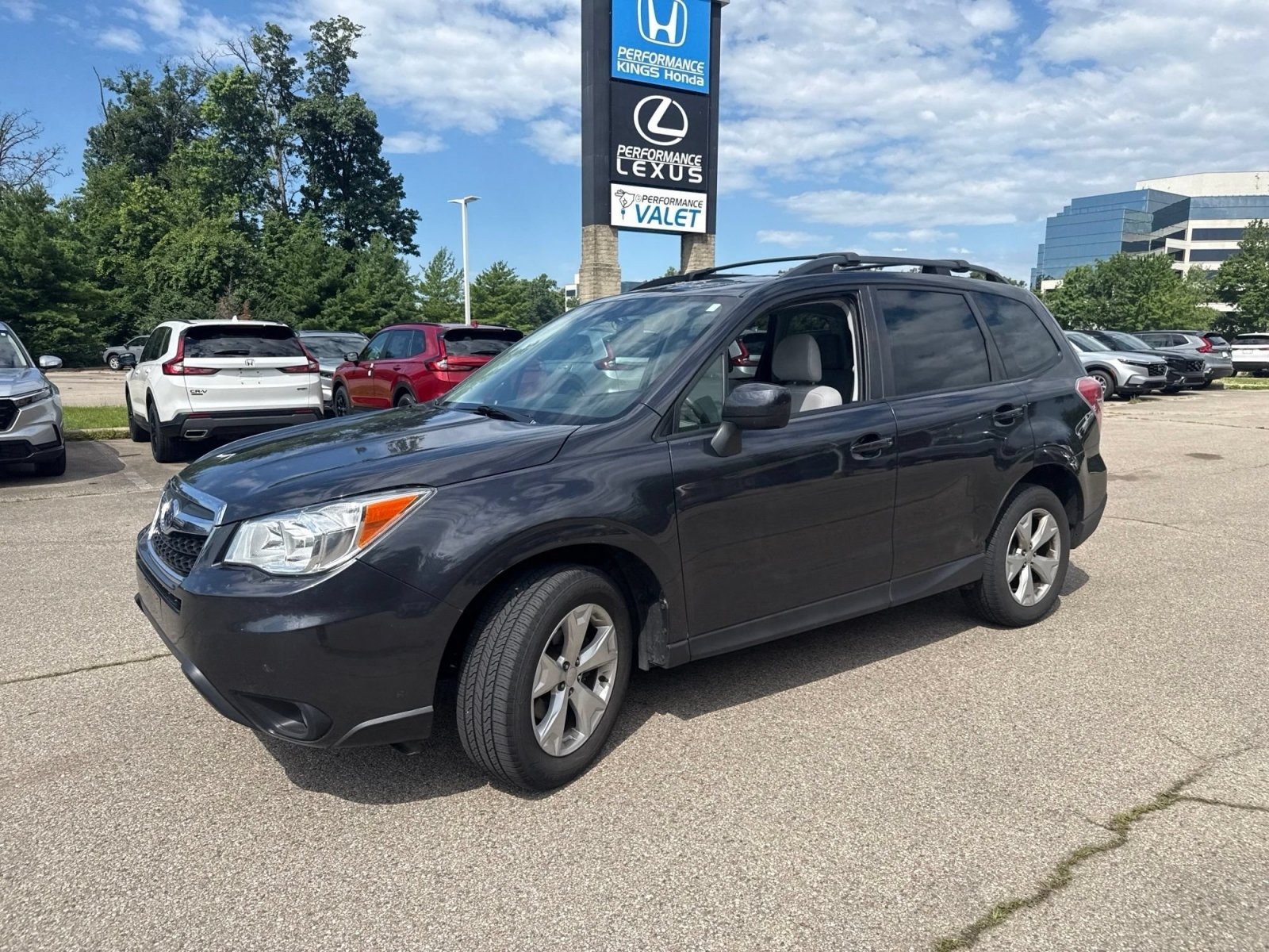 Used 2016 Subaru Forester 2.5i Premium AWD/4WD image 11