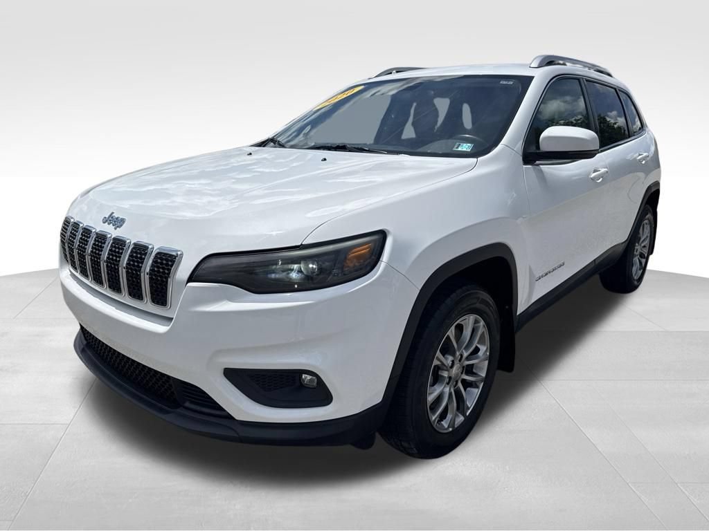 Used 2020 Jeep Cherokee Latitude Plus w/ Cold Weather Group AWD/4WD image 2