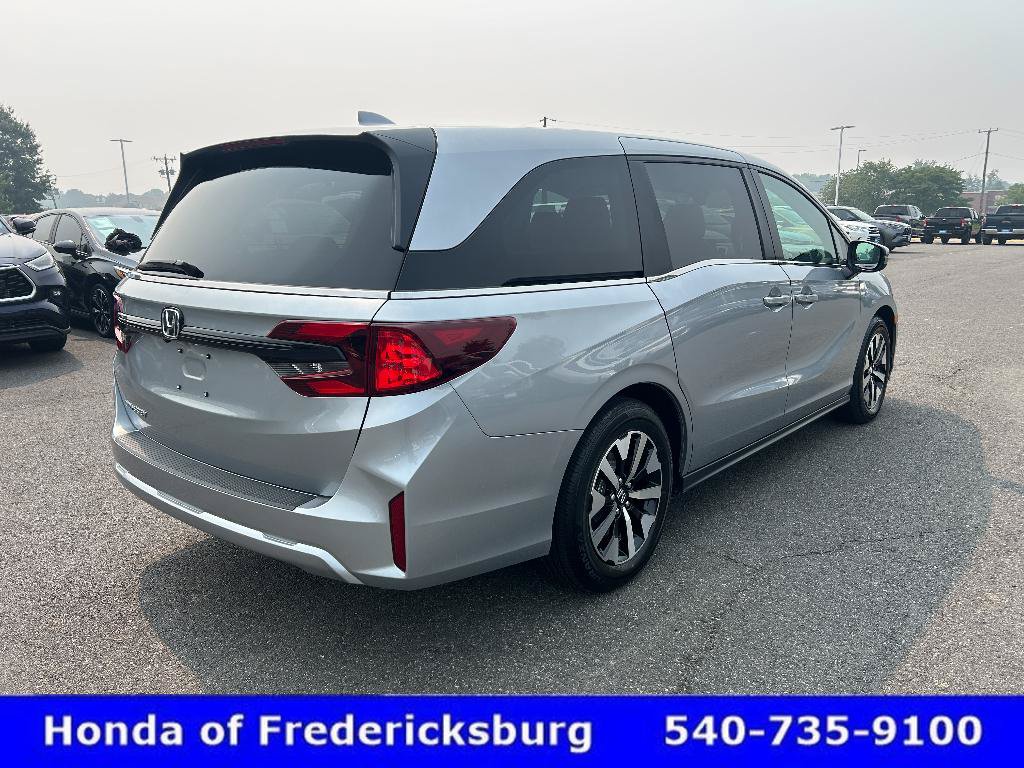 Certified 2026 Honda Odyssey EX-L image 5
