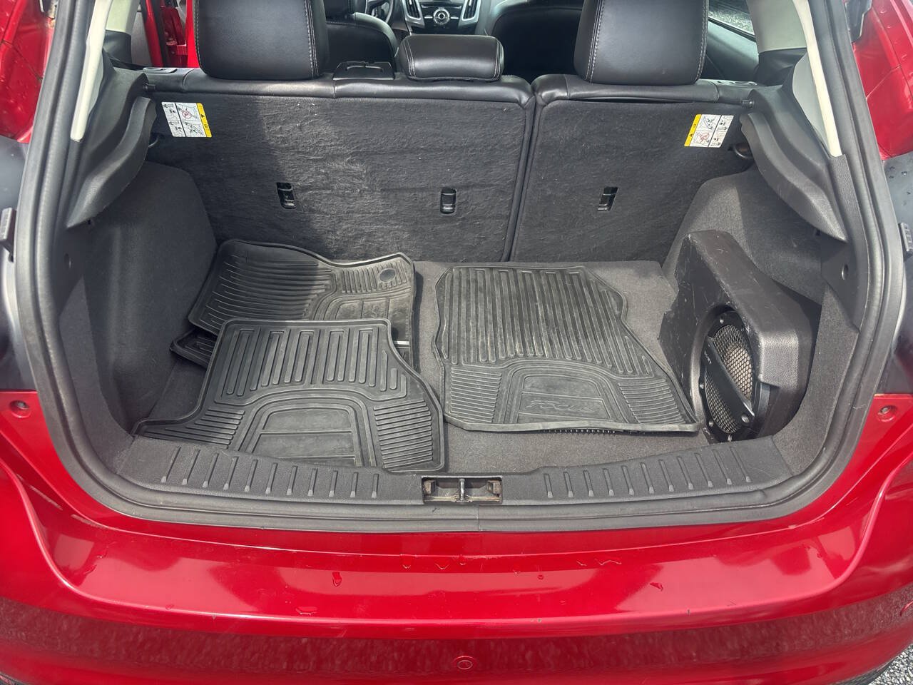 Used 2012 Ford Focus Titanium FWD image 18
