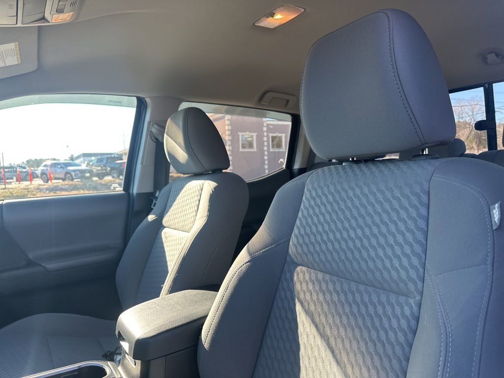 Used 2023 Toyota Tacoma SR image 9