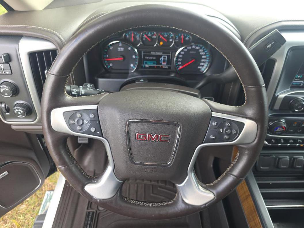 Used 2018 GMC Sierra 1500 SLT AWD/4WD image 10