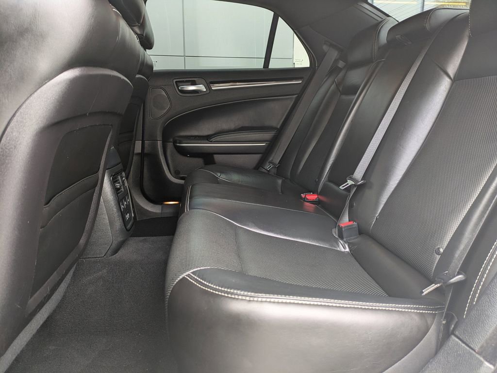 Used 2022 Chrysler 300 S w/ Comfort Group image 14