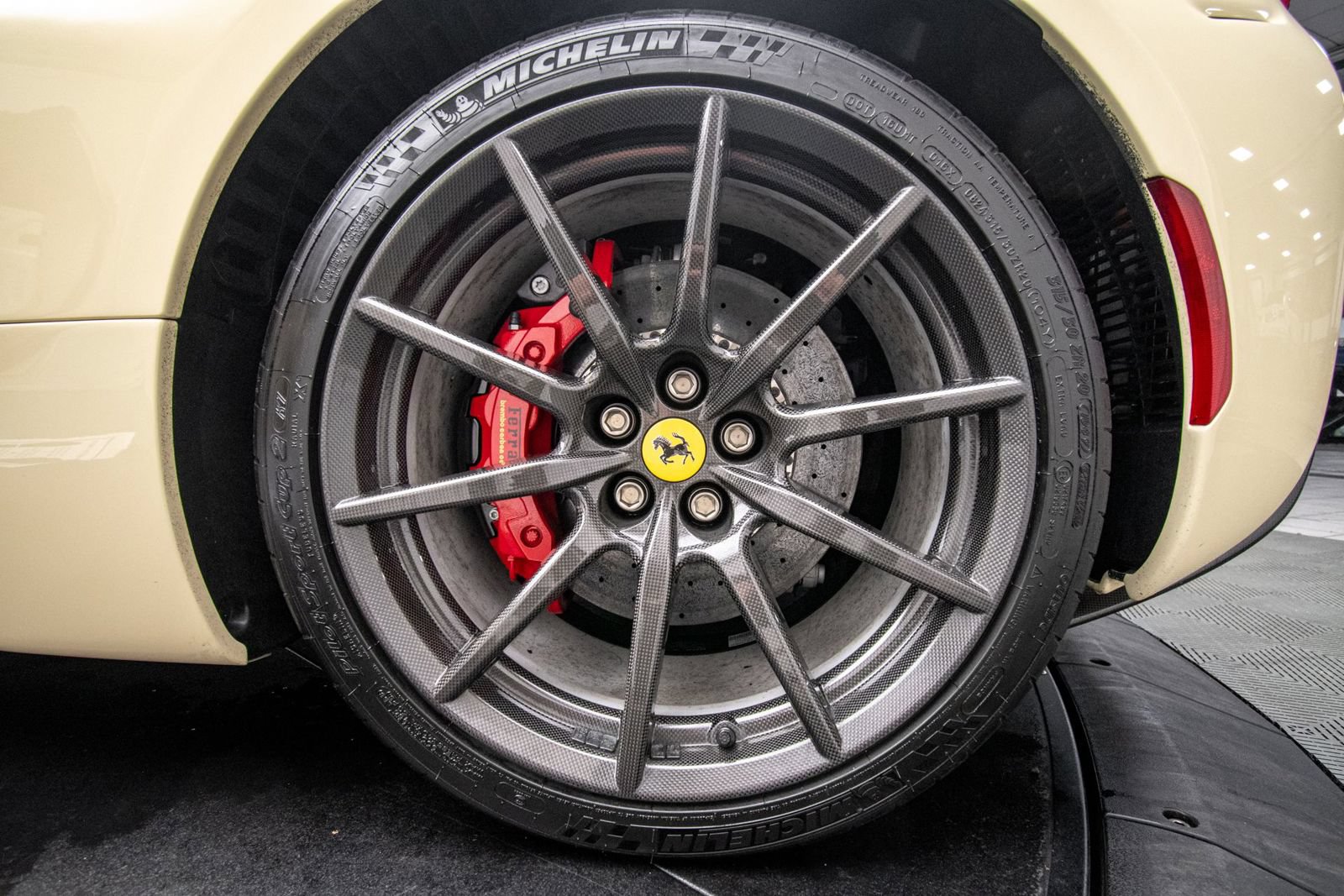 Used 2024 Ferrari SF90 Spider AWD/4WD image 54