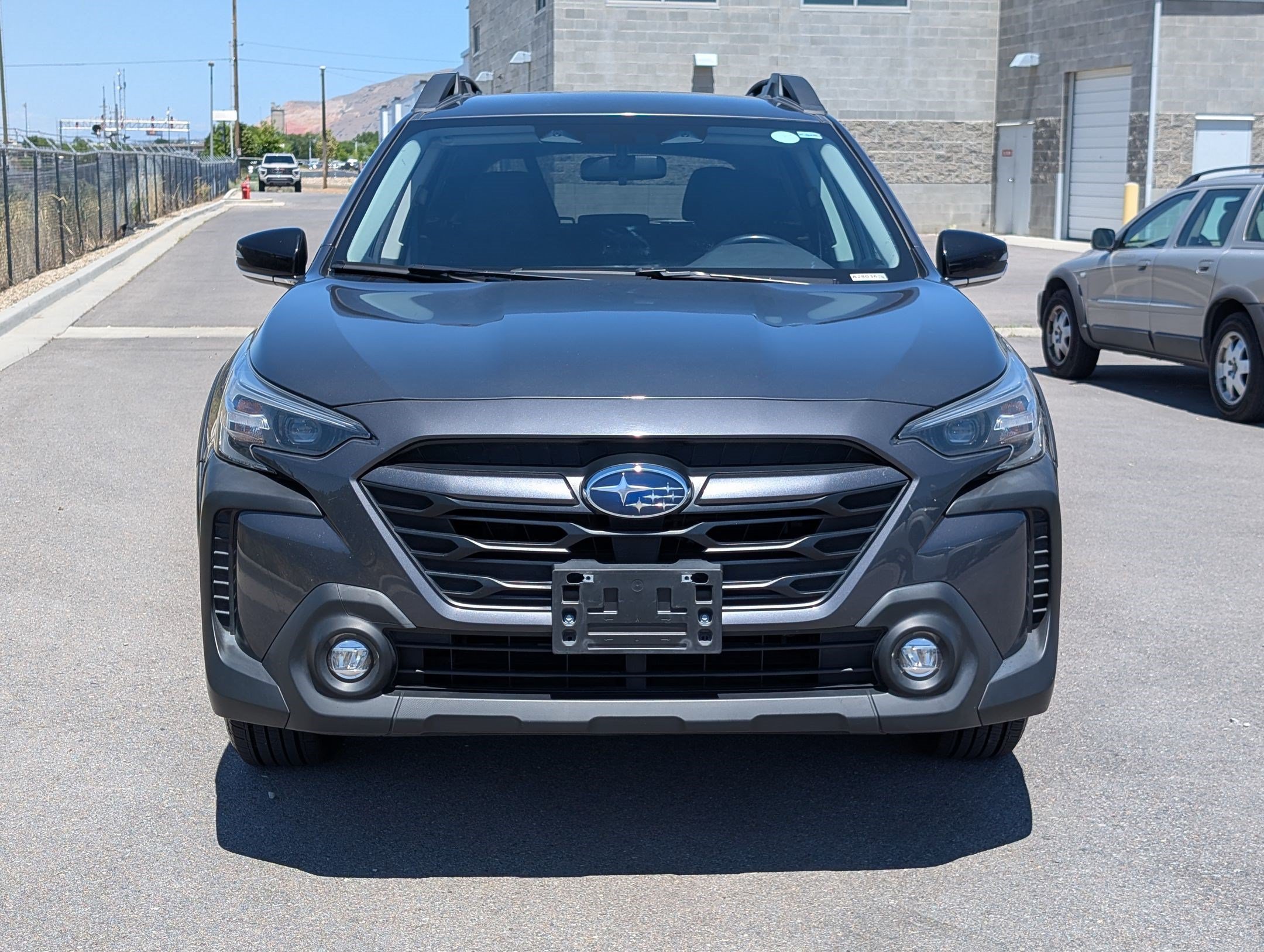 Used 2023 Subaru Outback Premium AWD/4WD image 9