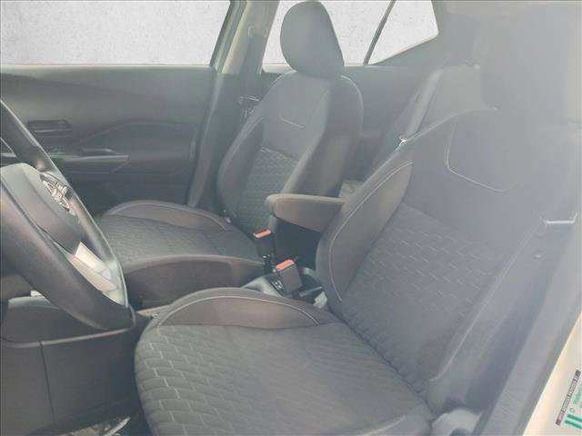 Used 2022 Nissan Kicks S image 15