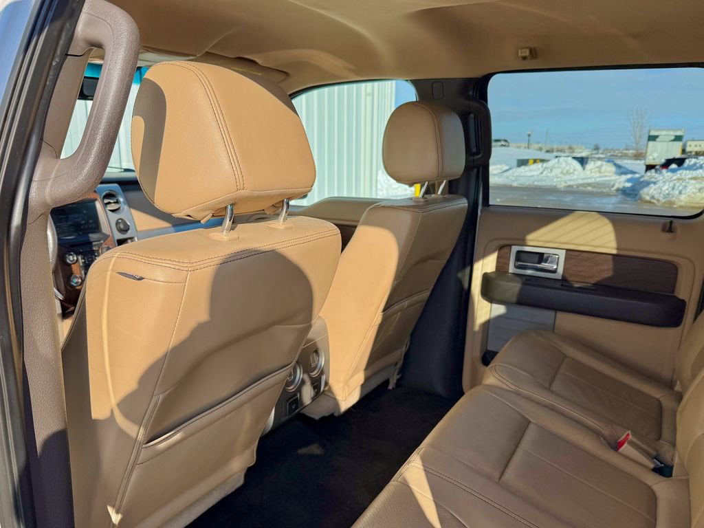 Used 2014 Ford F150 Lariat w/ Lariat Chrome Package image 12