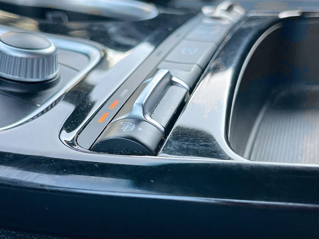 Used 2023 Kia Stinger GT-Line w/ Sun & Sound Package image 20