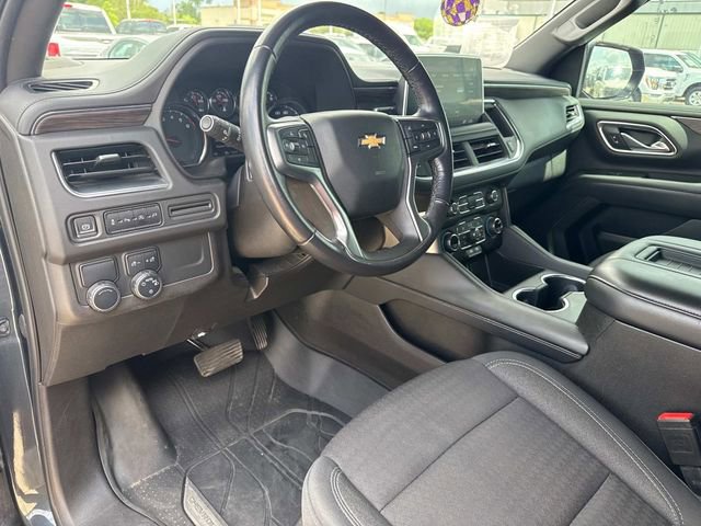 Used 2021 Chevrolet Suburban LS RWD image 25