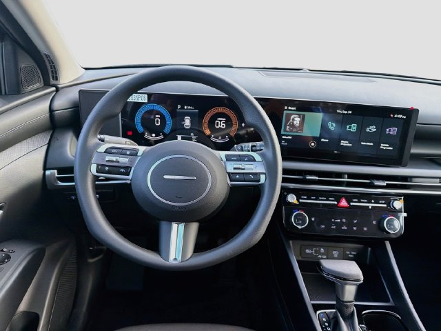 New 2026 Hyundai Tucson SEL Plus FWD image 22