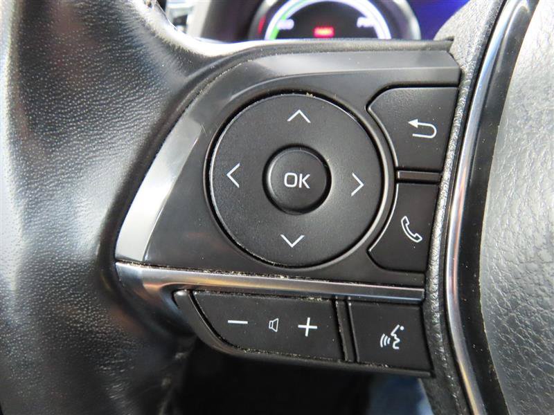 Used 2020 Toyota Camry XLE FWD image 22