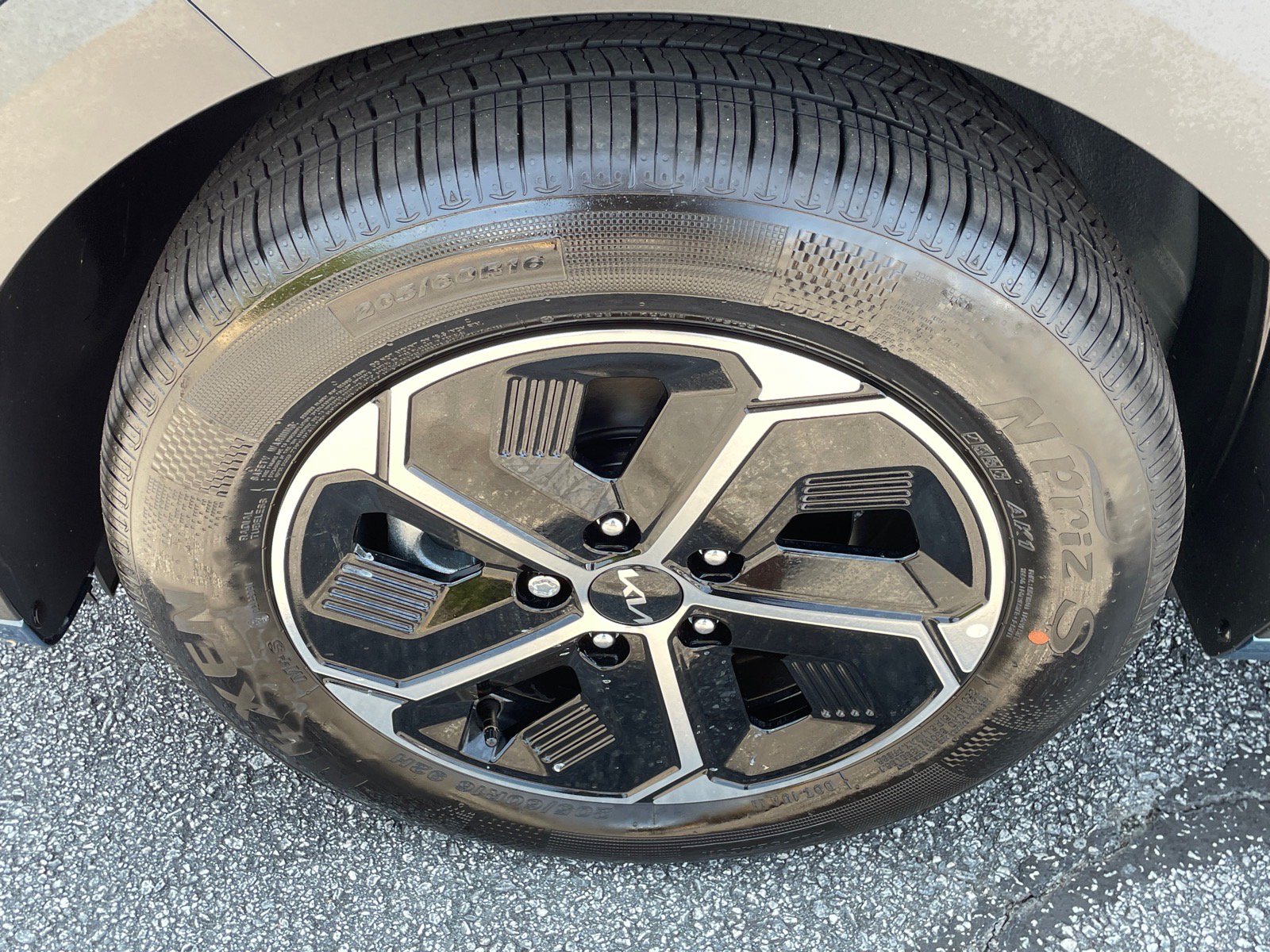 New 2026 Kia Niro EX w/ EX Premium Package FWD image 8
