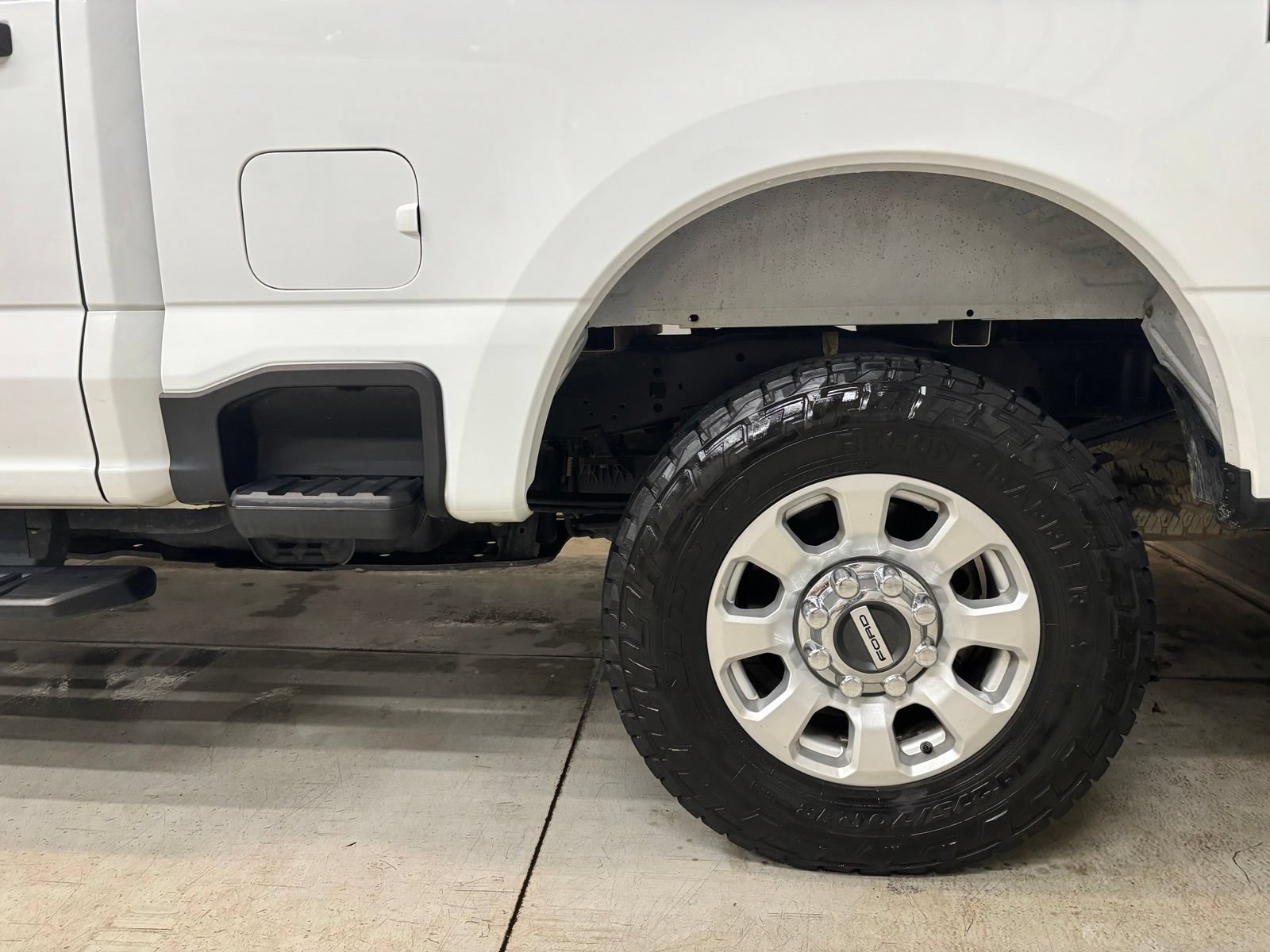 Used 2023 Ford F250 XLT w/ FX4 Off-Road Package AWD/4WD image 6