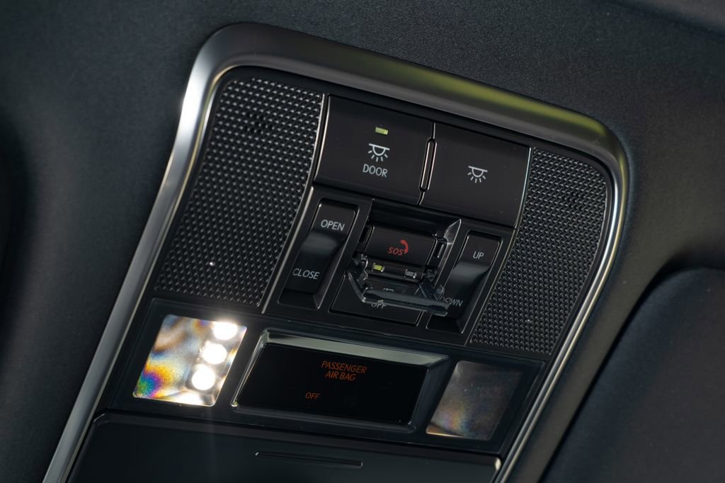 New 2026 Lexus LX 700h Luxury image 38