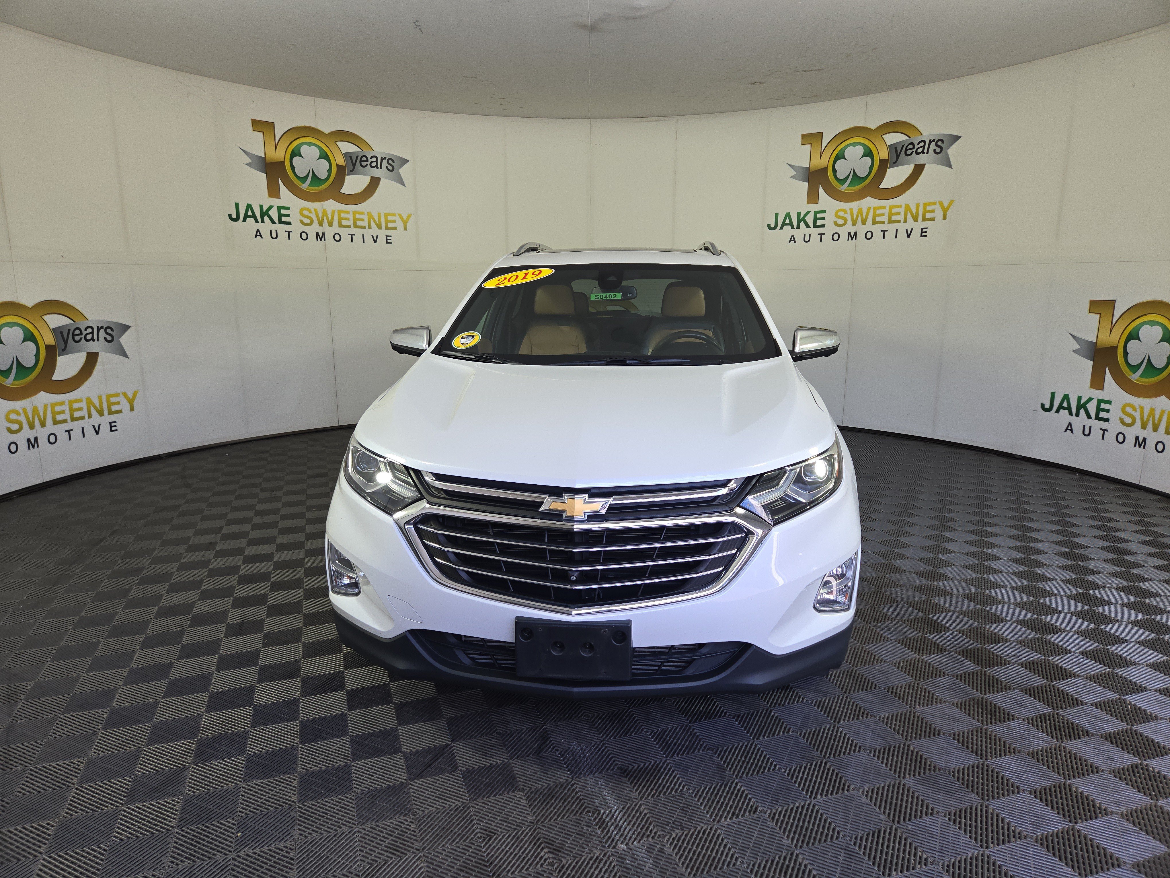 Certified 2019 Chevrolet Equinox Premier FWD image 2
