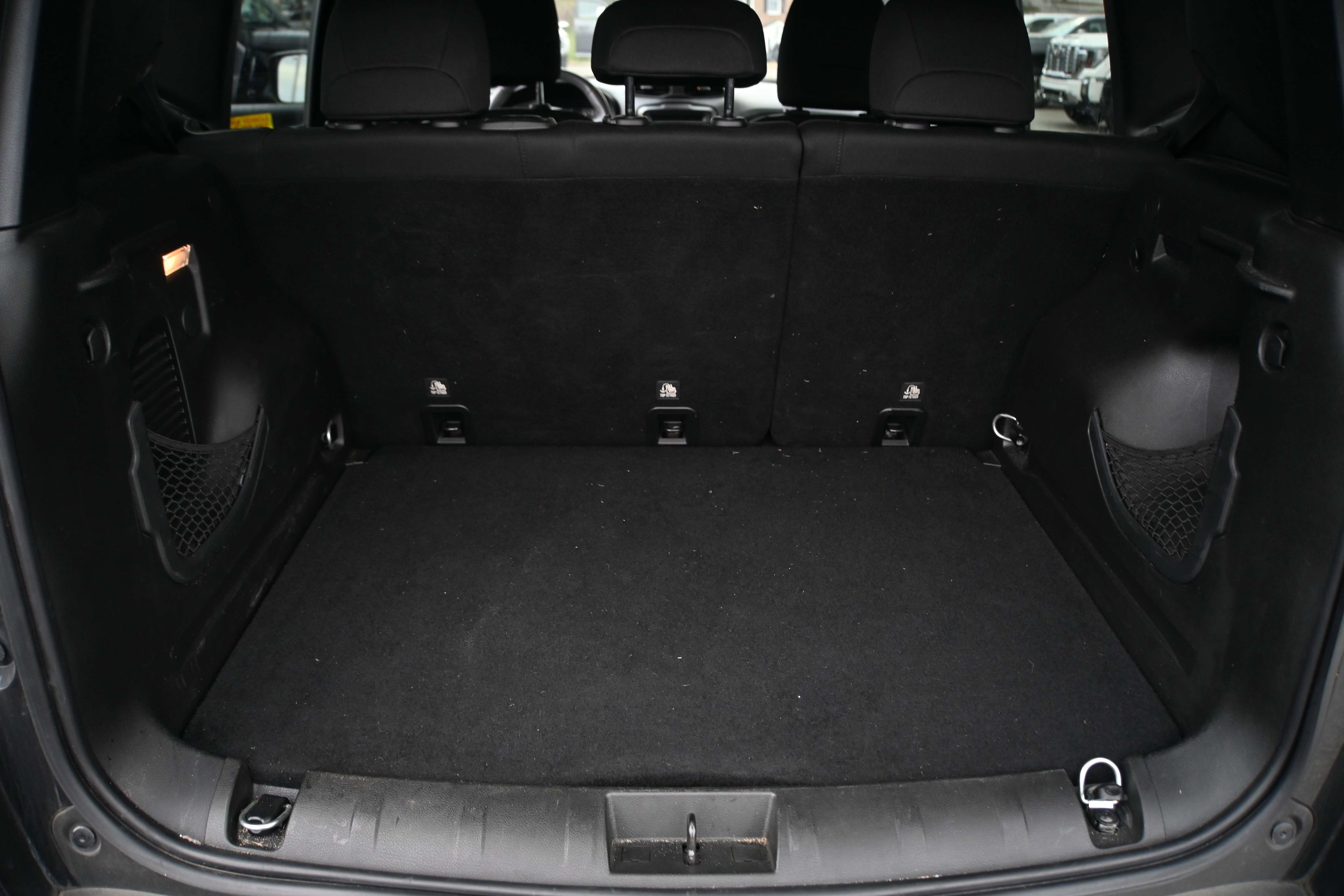 Used 2020 Jeep Renegade Latitude image 13