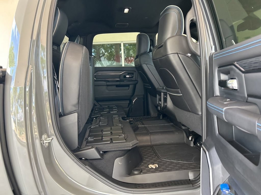 New 2024 RAM 2500 Rebel w/ Towing Technology Group AWD/4WD image 32