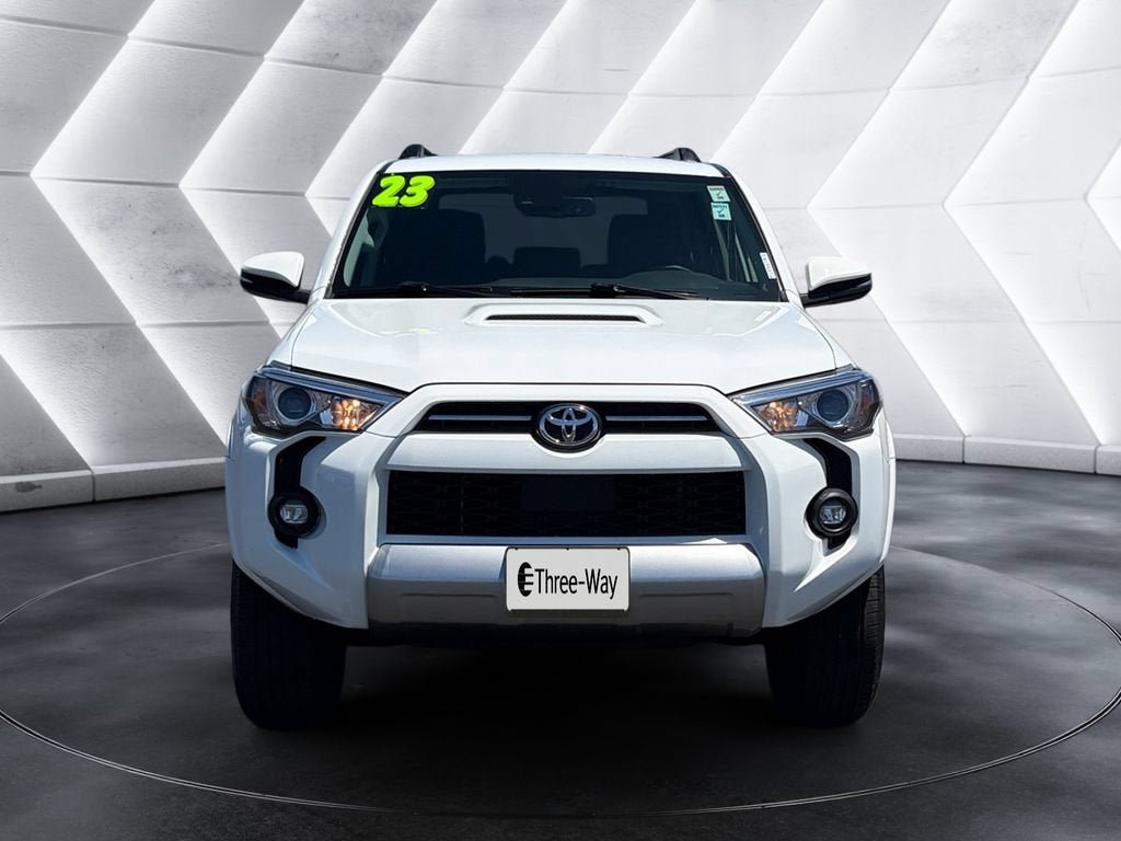 Used 2023 Toyota 4Runner TRD Off-Road Premium AWD/4WD image 8