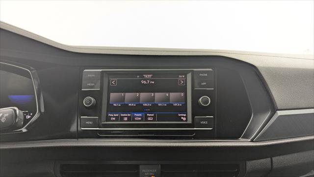 Used 2024 Volkswagen Jetta SE FWD image 28