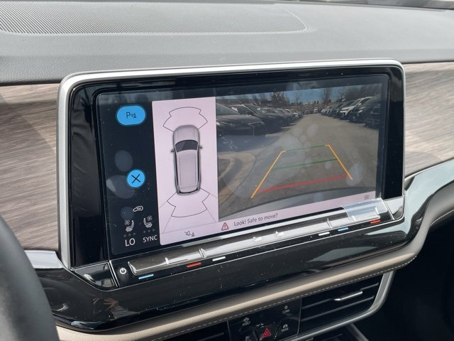 New 2025 Volkswagen Atlas SEL image 16