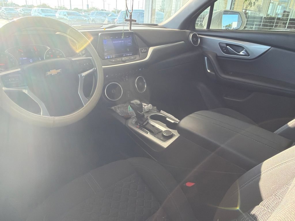 Used 2019 Chevrolet Blazer LT FWD image 7
