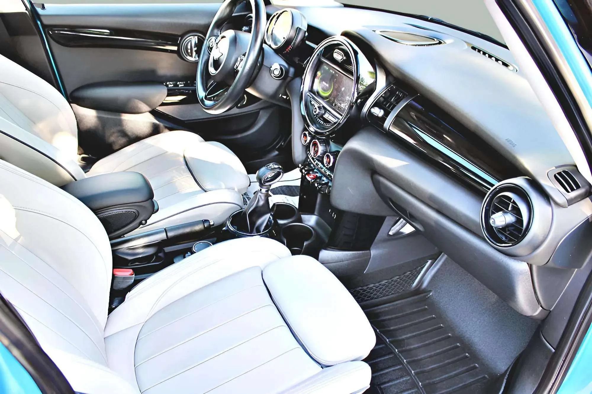 Used 2016 MINI Cooper S FWD image 26