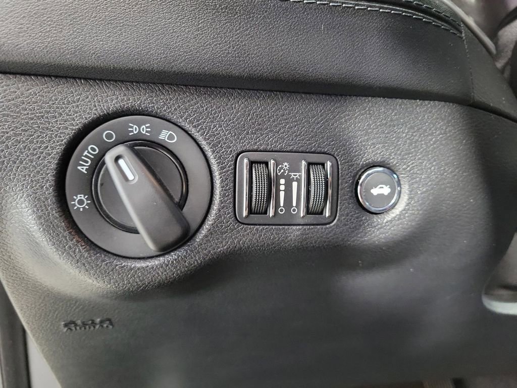 Used 2021 Dodge Charger SXT w/ Plus Group RWD image 13