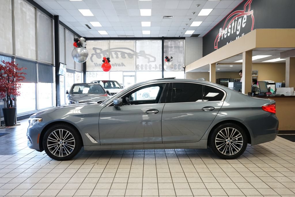 Used 2018 BMW 530i xDrive AWD/4WD image 3