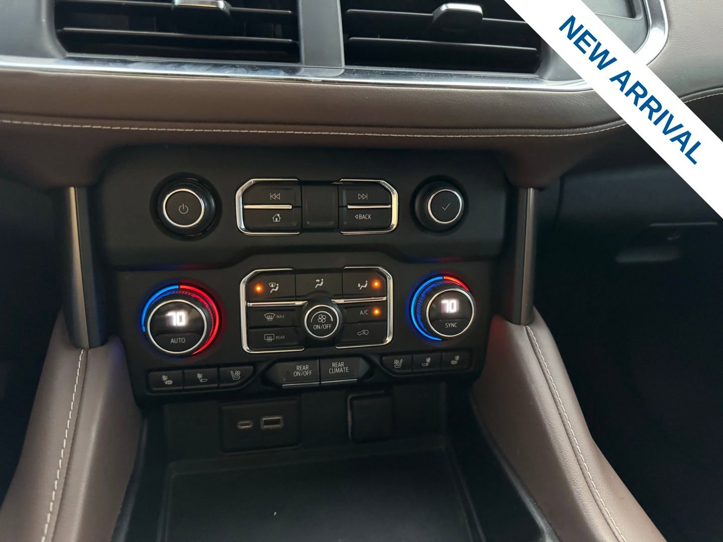 Used 2023 Chevrolet Tahoe High Country w/ LPO, Illumination Package image 26