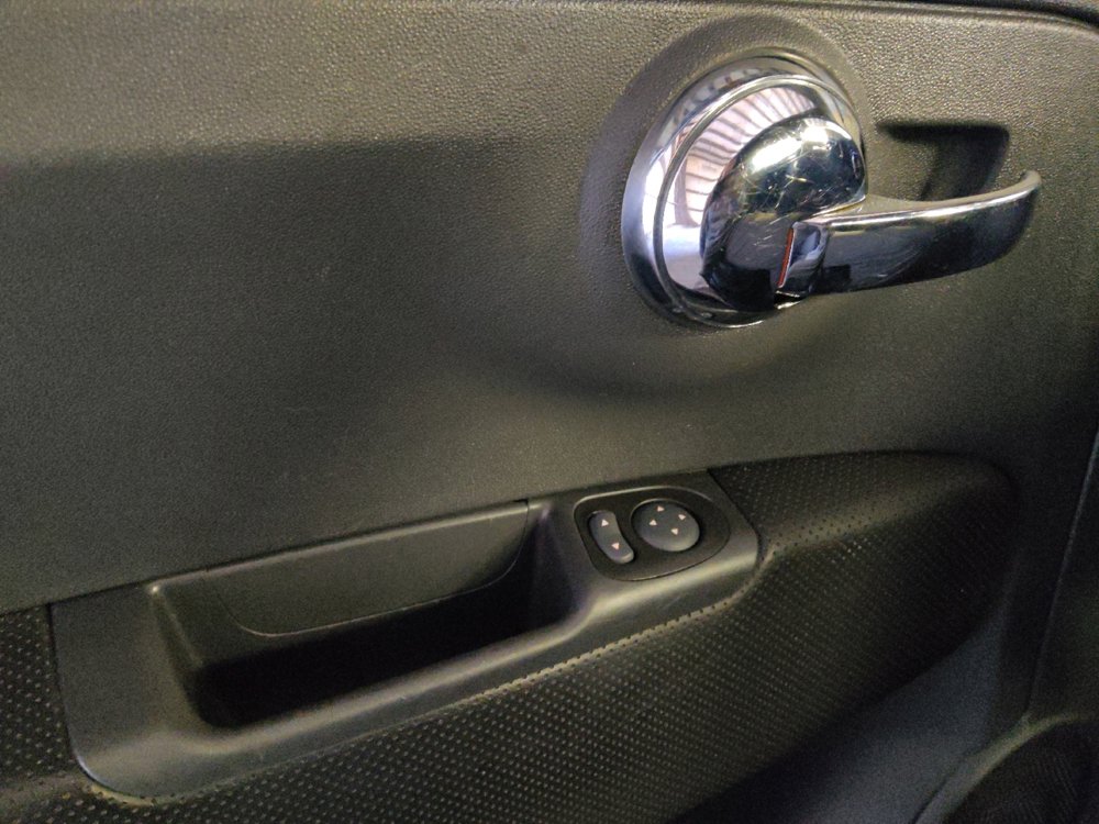 Used 2015 FIAT 500 Sport w/ Comfort/Convenience Group image 27