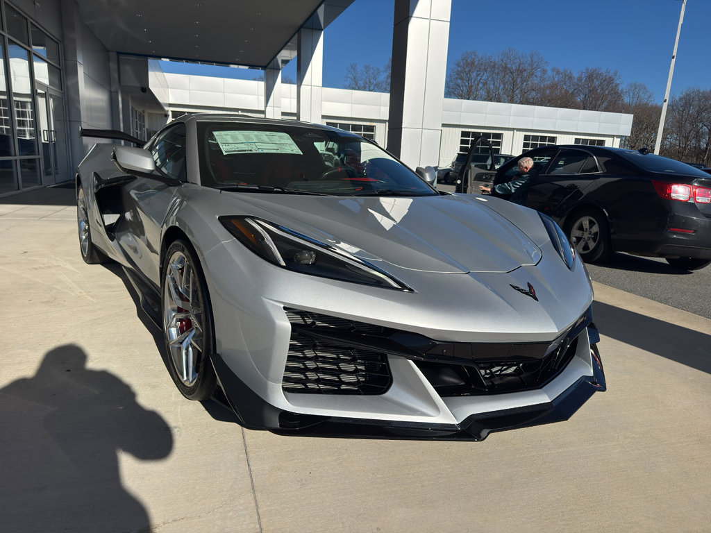 New 2026 Chevrolet Corvette Z06 w/ Z07 Performance Package image 2