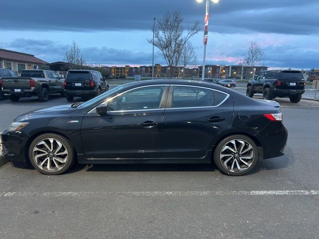 Used 2018 Acura ILX w/ Technology Plus & A-SPEC image 2